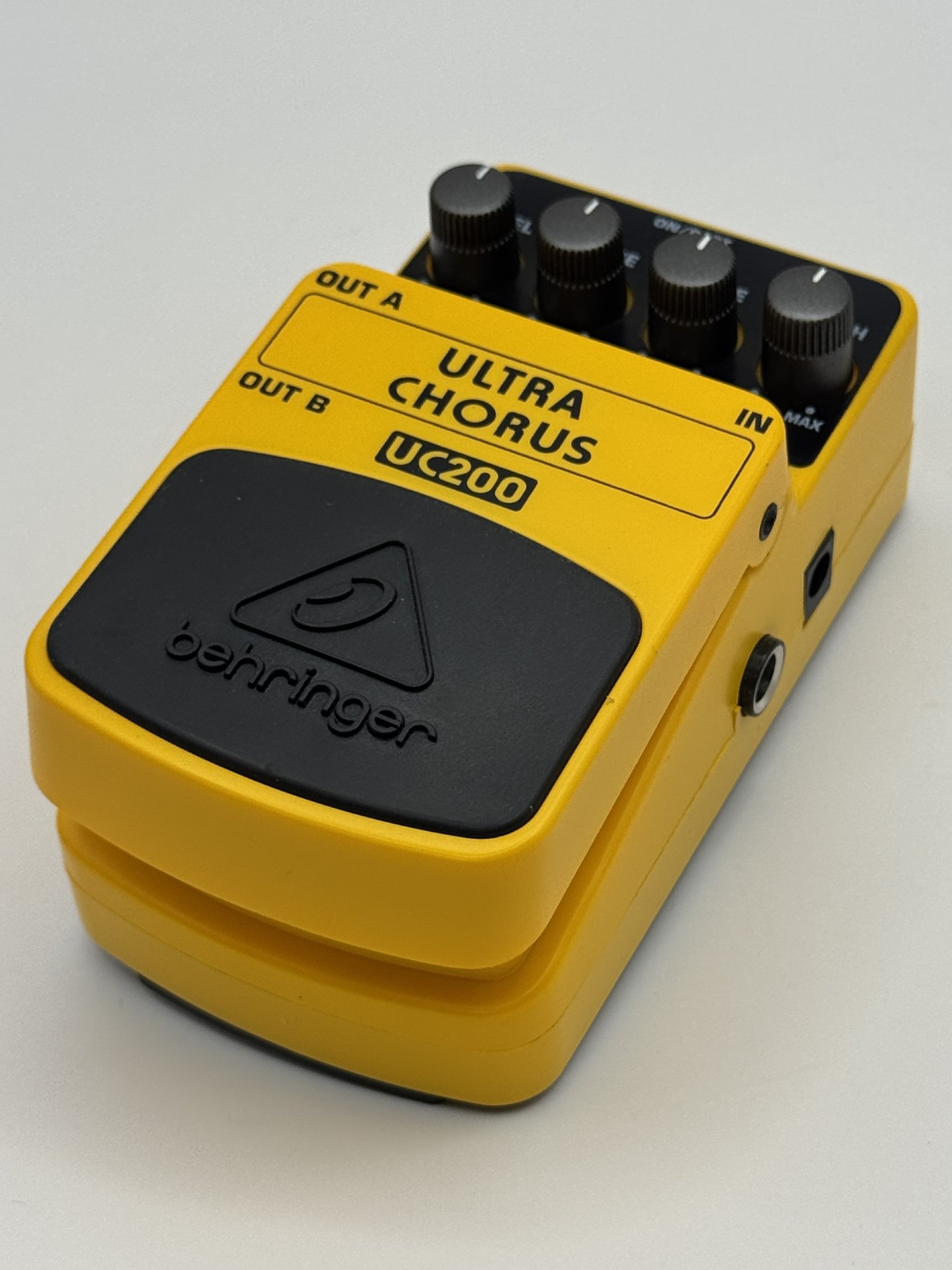 Behringer UC200 Ultra Chorus Chorus Педал Втора Употреба